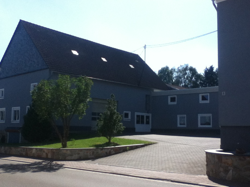 Firmengebäude Außenansicht